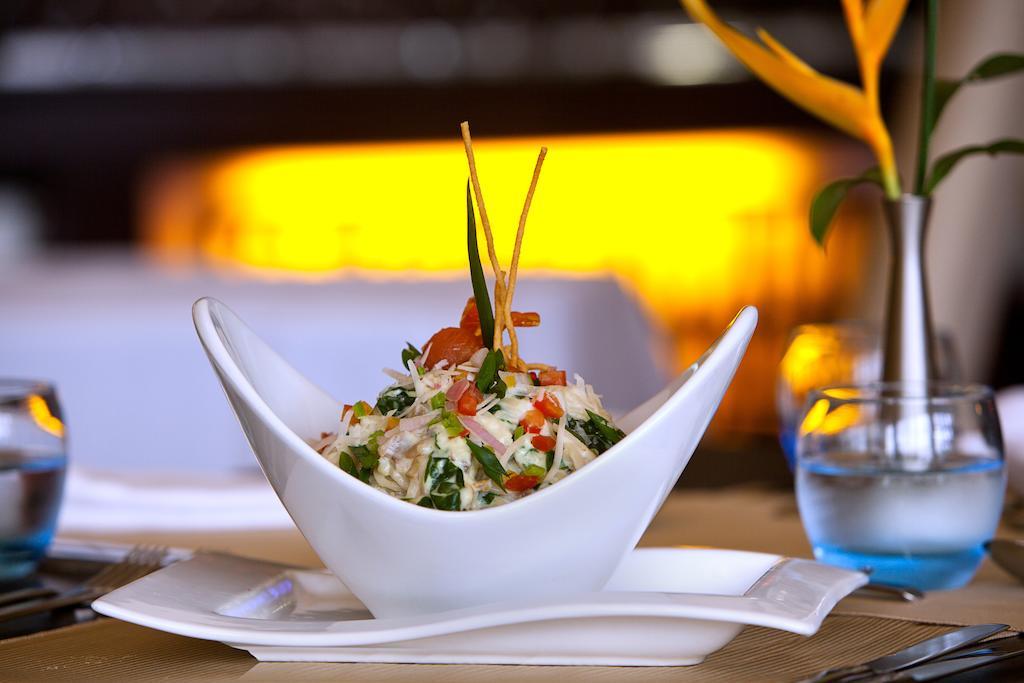 Hotel Movenpick Ikoyi